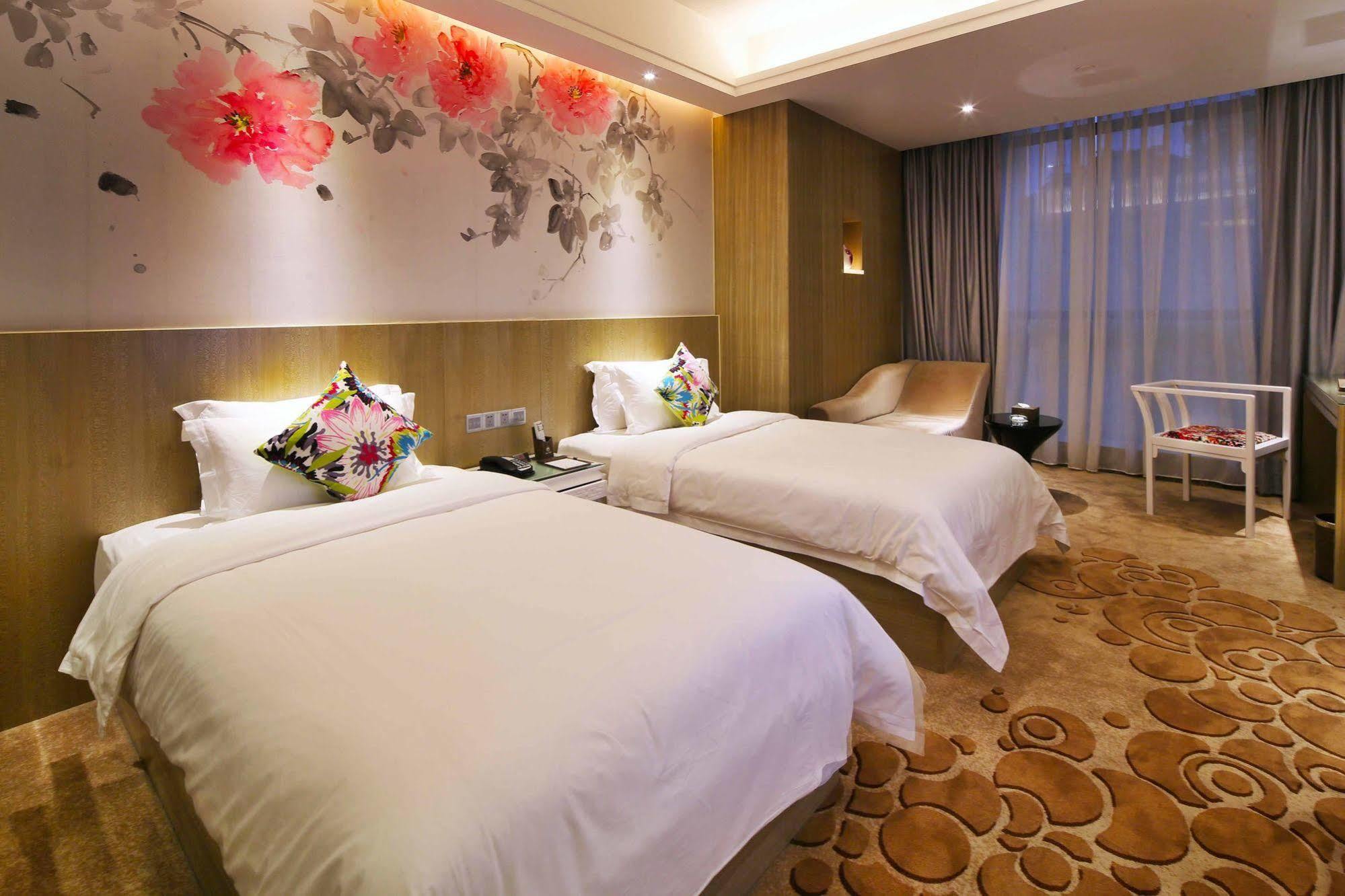 Paco Hotel Tаojin Metro Guangzhou - Free Shuttle Bus For Centen Fair Esterno foto
